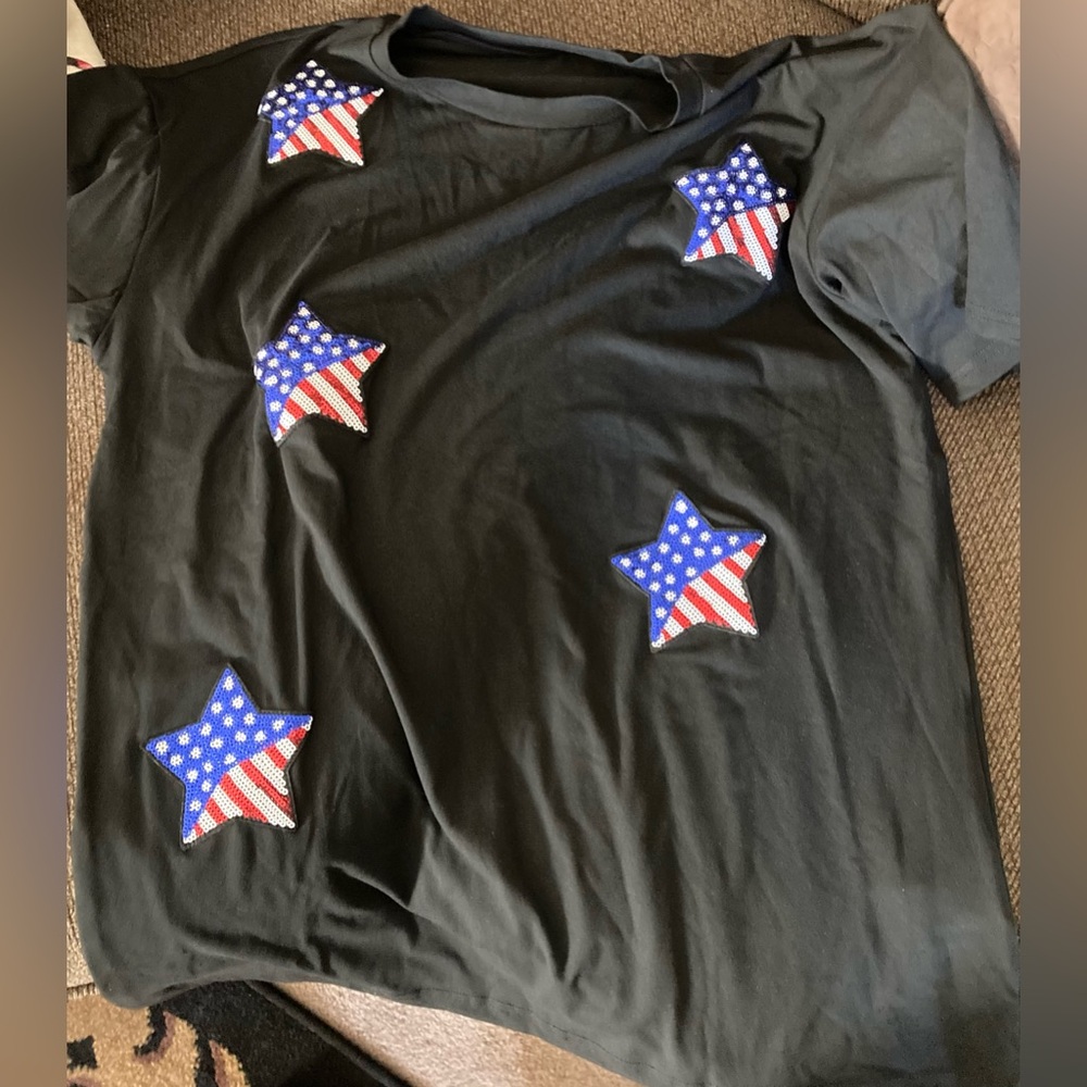 NEW TShirt with Sequin American Flag Star